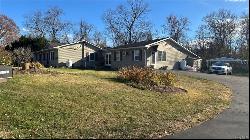 3 Greentree Drive S #2, Hyde Park NY 12538