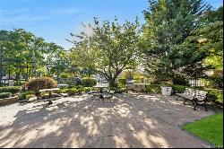 10 Oakridge Place #5A, Eastchester NY 10709