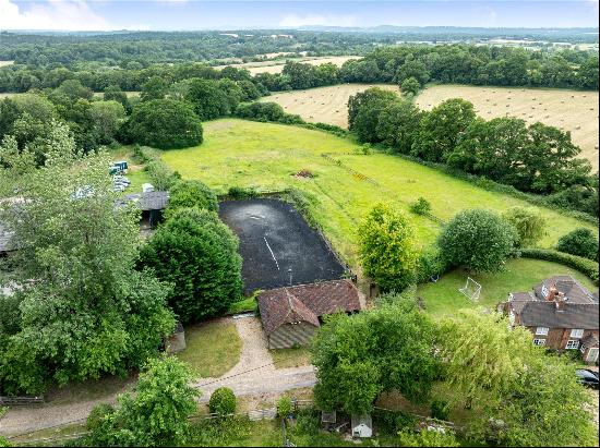 Old Lane, Dockenfield, Farnham, Surrey, GU10 4HG