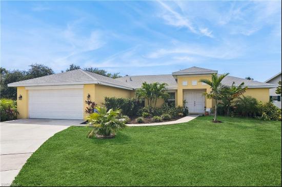 176 Venus Cay, Naples FL 34114