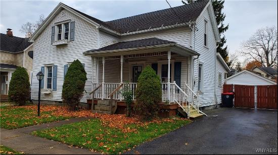 23 Lombardy Street, Lancaster NY 14086