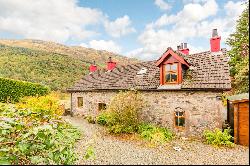 Sligrachan Farmhouse, Ardentinny, Dunoon, Argyll and Bute, PA23 8TT