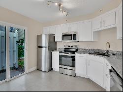 1914 Westminster Circle Unit 13-3, Vero Beach FL 32966