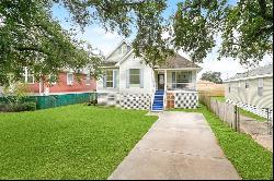 2660 Allen Toussaint Boulevard, New Orleans LA 70122