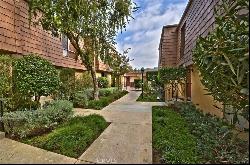 27467 Country Glen Road, Agoura Hills CA 91301