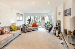 Highfield Grange, Peaslake, Guildford, Surrey, GU5 9DT