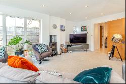 Highfield Grange, Peaslake, Guildford, Surrey, GU5 9DT