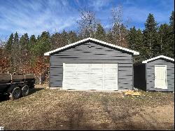 3078 Mayfield Road, Traverse City MI 49696