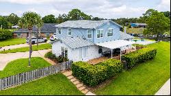 1044 Aquamarine Dr, Gulf Breeze FL 32563