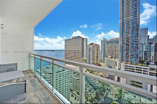 950 Brickell Bay Dr Unit 2809, Miami FL 33131