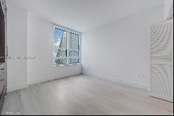 950 Brickell Bay Dr Unit 2809, Miami FL 33131