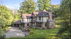 The Platt, Lindfield, Haywards Heath, West Sussex, RH16 2SY