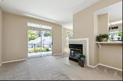 8170 Mountain View Dr #G, Pleasanton CA 94588