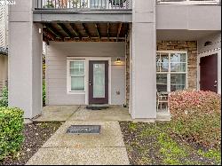 108 NE Canvasback Way Unit 102, Hillsboro OR 97006