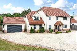 Hoe Lane, Nazeing, Waltham Abbey, Essex, EN9 2RJ