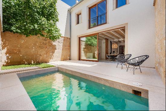 Townhouse, Pollensa, Mallorca, 07460