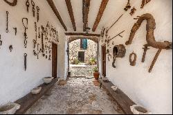 Rustic Finca, Esporles, Mallorca, 07190