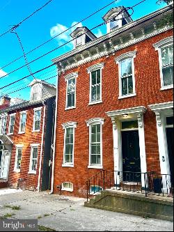 523 Locust Street, Columbia PA 17512