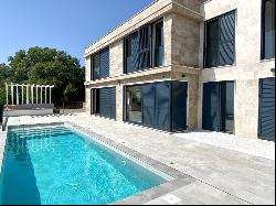 Exclusive Villa In Budva, Blizikuce, Budva, Montenegro, R2350