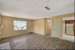 9070 Spring Mountain Road Unit 216, Las Vegas NV 89117