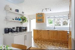 Woolhampton, Reading, Berkshire, RG7 5RT