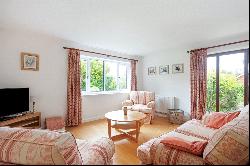 Woolhampton, Reading, Berkshire, RG7 5RT