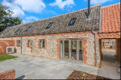 Beeston Hall Farm Barns, Beeston Regis, Cromer, Norfolk, NR27 9NG