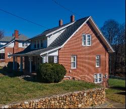 611 Glendale Rd, Galax VA 24333