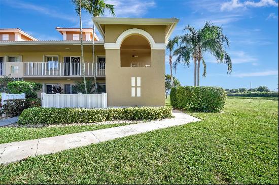 5876 Regal Glen Drive #209, Boynton Beach FL 33437