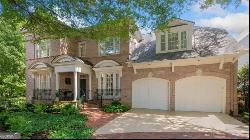 1144 Bellewood Square, Dunwoody GA 30338