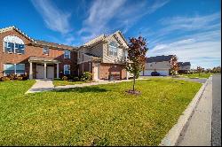 51856 E Pointe Lane, Chesterfield Twp MI 48051