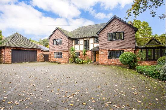 Burfield Road, Chorleywood, Rickmansworth, Hertfordshire, WD3 5NS