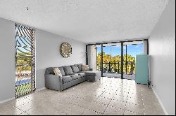 133 Coco Plum Drive Unit 22, Marathon FL 33050