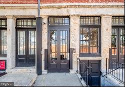 38 N Front Street Unit 2B, Philadelphia PA 19106