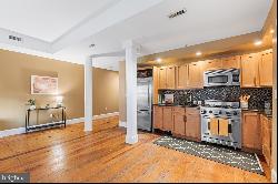 38 N Front Street Unit 2B, Philadelphia PA 19106