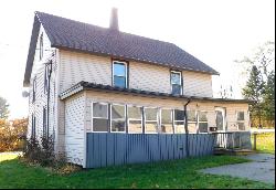 36 Liberty Street, Dexter ME 04930