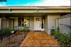 2609 Golden Rain Rd Unit 4, Walnut Creek CA 94595