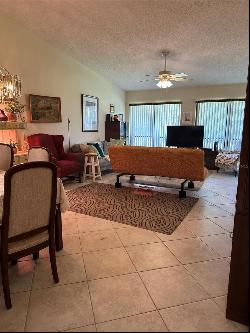 3711 Pinecone Court #168, Sarasota FL 34238