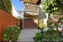 1964 Chalcedony St Unit 4, San Diego CA 92109