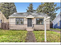 1315 NE 80th Ave, Portland OR 97213