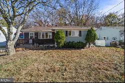 40 Hardwick Drive, Trenton NJ 08638