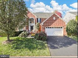 2425 Trimaran Way, Woodbridge VA 22191