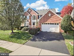 2425 Trimaran Way, Woodbridge VA 22191