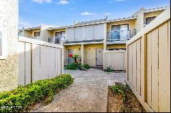 1311 W Cypress Avenue Unit B5, Lompoc CA 93436