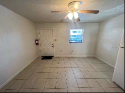 1406 SW 18th Place #6, Gainesville FL 32608