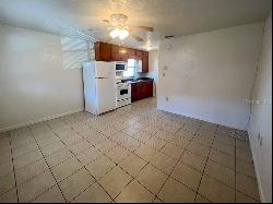 1406 SW 18th Place #6, Gainesville FL 32608