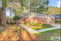 3 Cottenham Circle, Savannah GA 31411