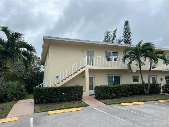 2950 SE Ocean Boulevard Unit 122-5, Stuart FL 34996