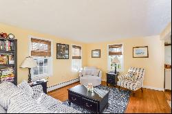 21 Nehoiden Road, Mashpee MA 02649