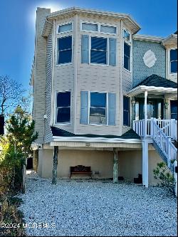 38 W New Jersey Avenue Unit A, Long Beach Twp NJ 08008